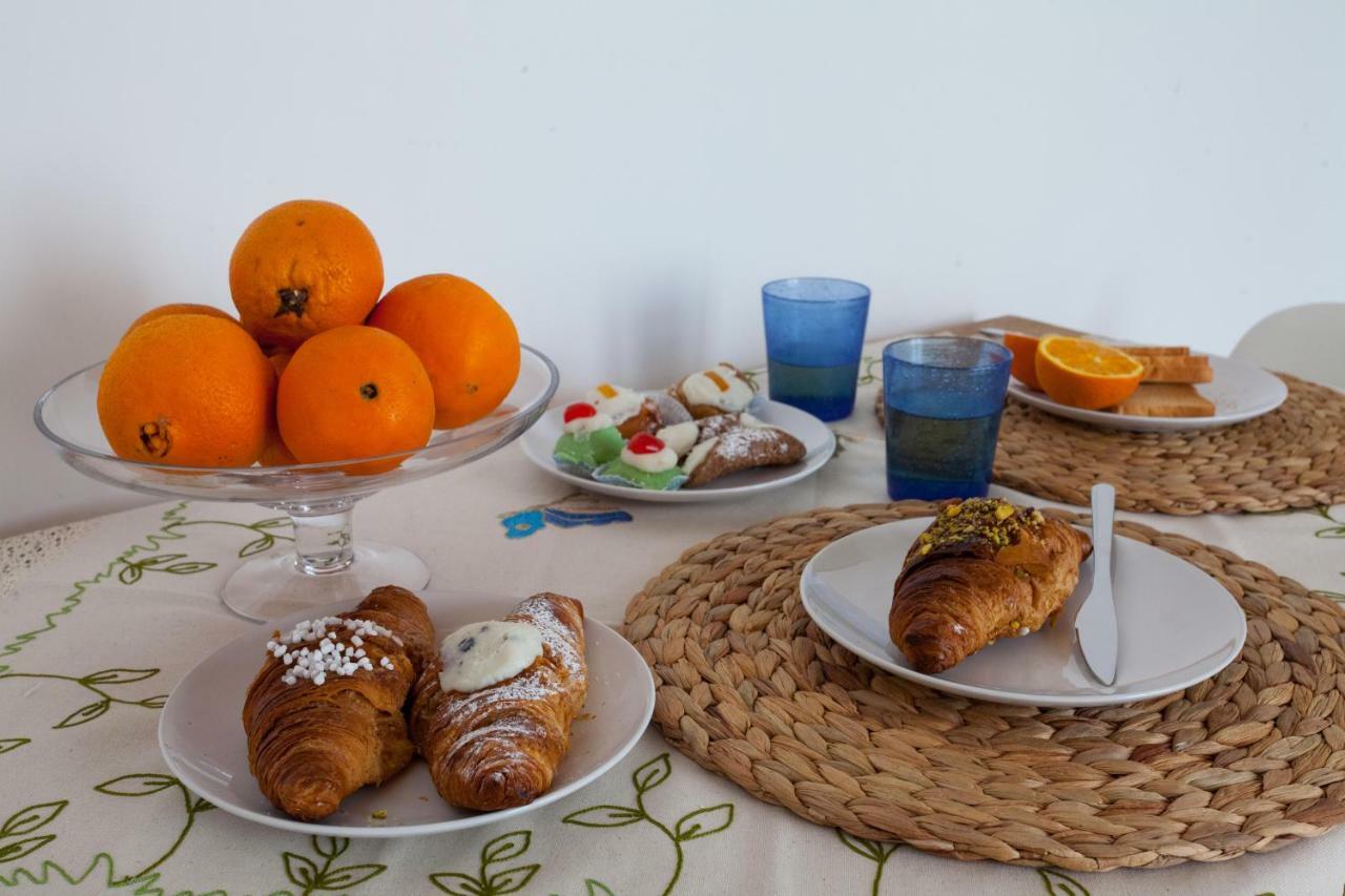 Il Sonno Dei Giusti Apartment By Domusicily Palermo Luaran gambar